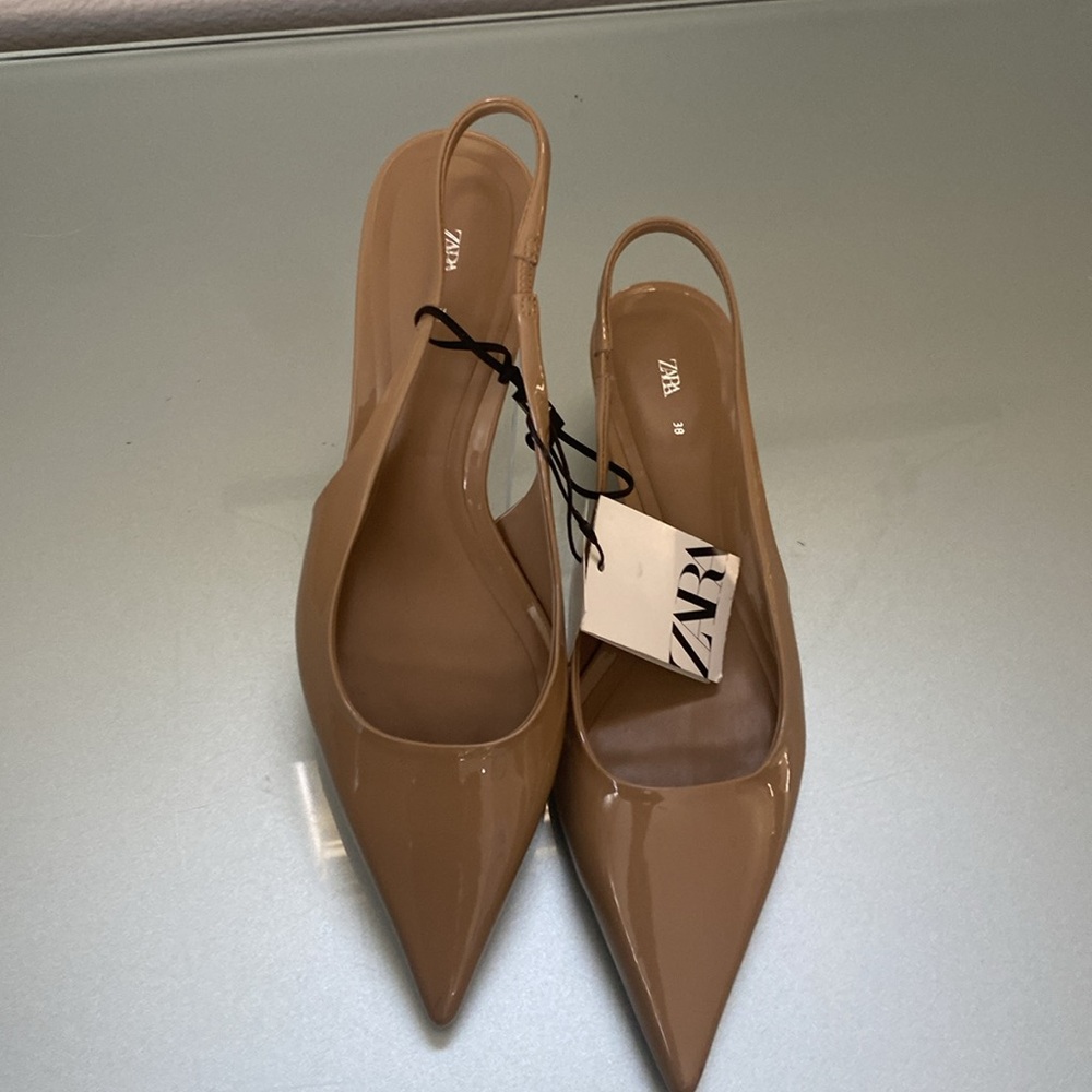 Zara NWT Kitten Heel Slingback Shoe Size 38. - Picture 7 of 9